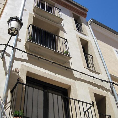 Apartamentos Turisticos Encanto Cáceres Exterior photo